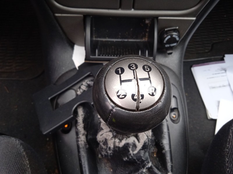 opel vectra b (j96) del año 2000