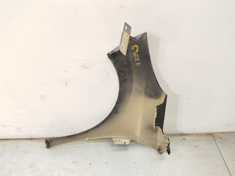 Recambio de aleta delantera derecha para peugeot 207/207+ (wa_, wc_) 1.4 referencia OEM IAM 7841V0  