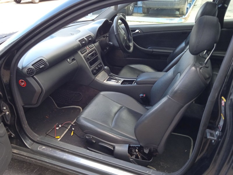 mercedes-benz clase c coupé (cl203) del año 2003