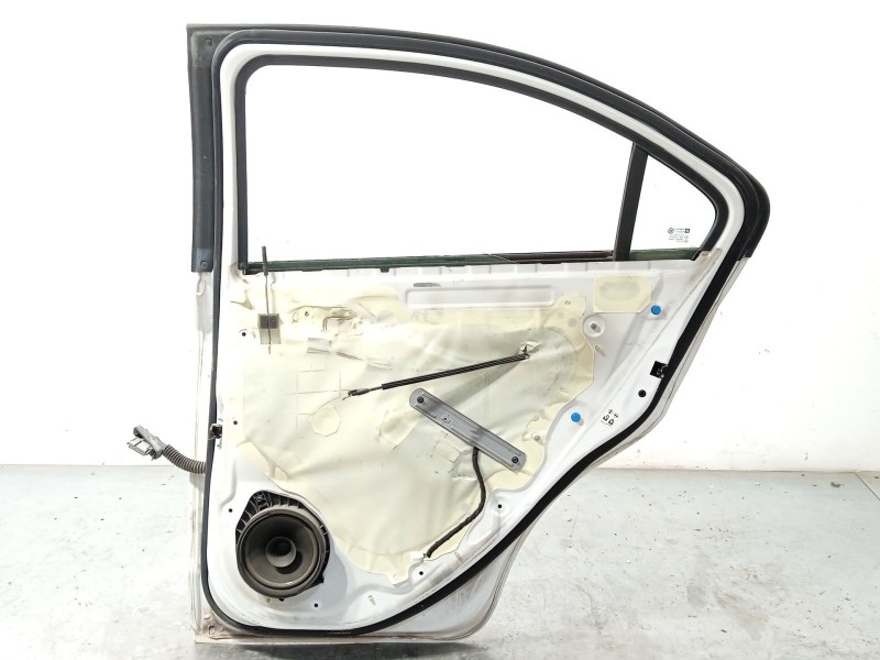 Recambio de puerta trasera derecha para chevrolet aveo hatchback (t300) 1.3 d referencia OEM IAM 95330583  