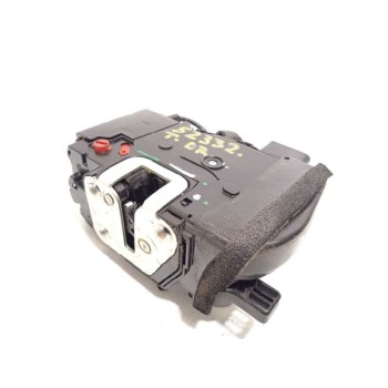 Recambio de cerradura puerta trasera derecha para kia sportage drive 4x2 referencia OEM IAM 814203U000  