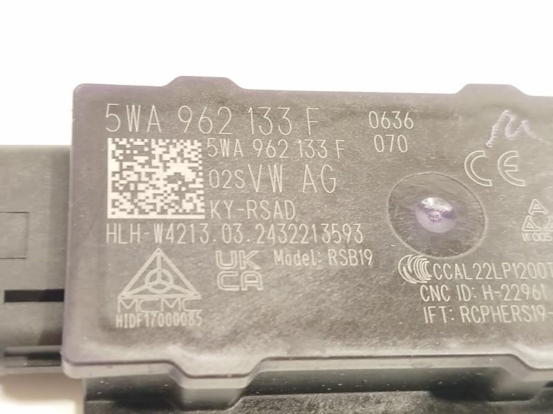 Recambio de antena para cupra leon (kl1, ku1, kug) 1.5 etsi referencia OEM IAM 5WA962133F  