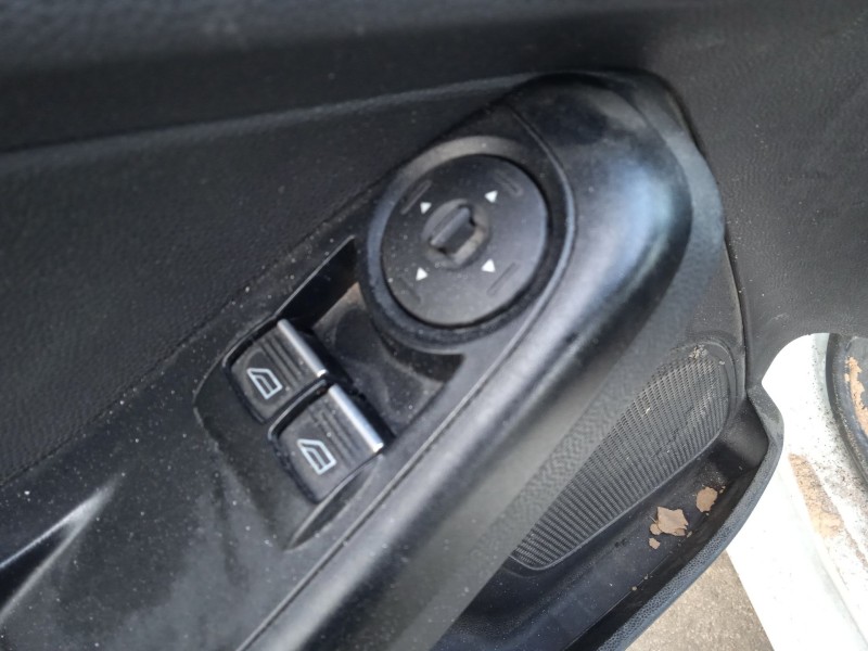 ford fiesta vi (cb1, ccn) del año 2015