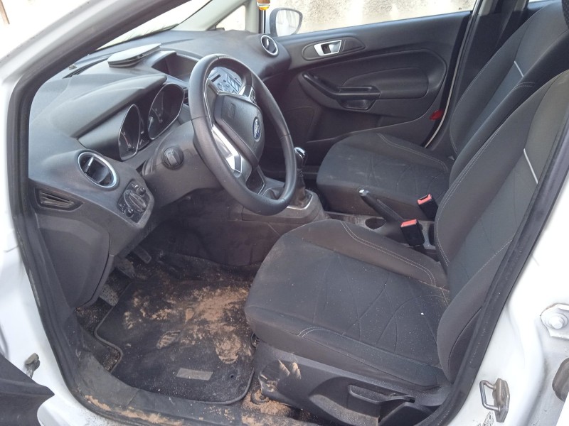 ford fiesta vi (cb1, ccn) del año 2015