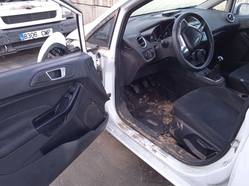 ford fiesta vi (cb1, ccn) del año 2015