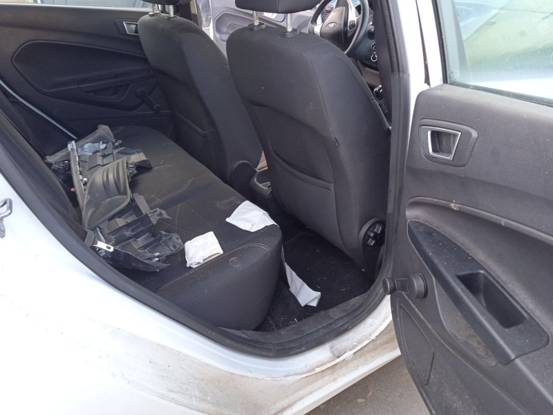 ford fiesta vi (cb1, ccn) del año 2015