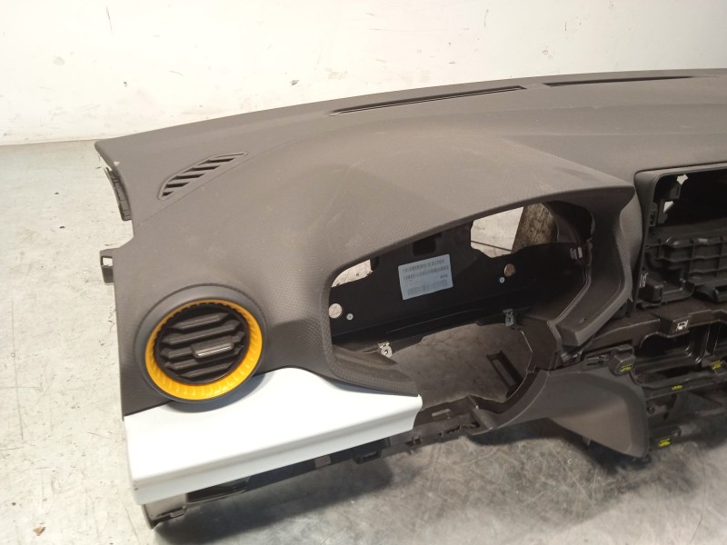 Recambio de salpicadero para seat arona (kj7, kjp) 1.0 tsi referencia OEM IAM 6F1857005GAIZ 6F0880204E 