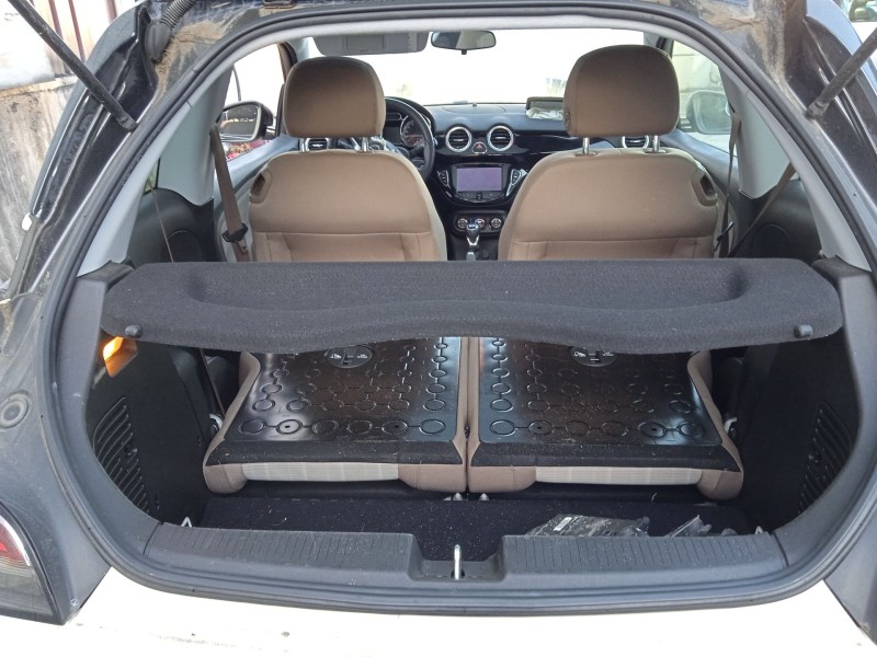 opel adam (m13) del año 2015