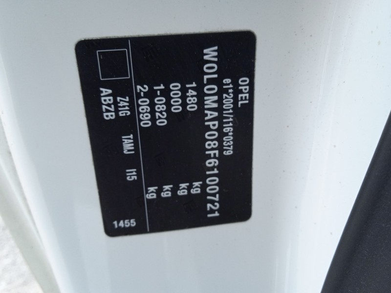 opel adam (m13) del año 2015