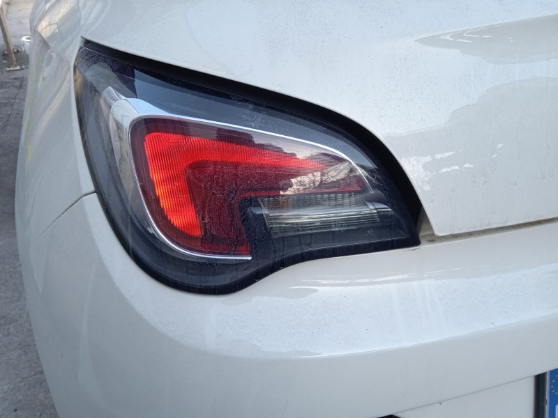 opel adam (m13) del año 2015