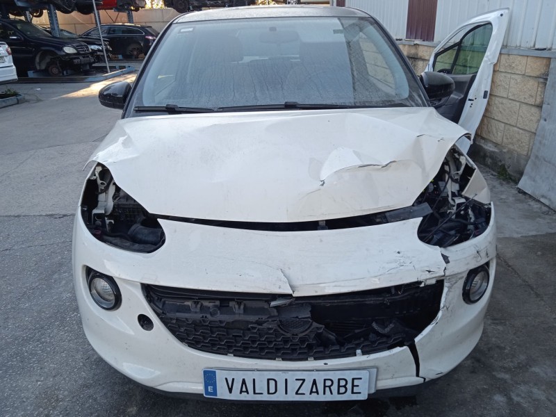 opel adam (m13) del año 2015