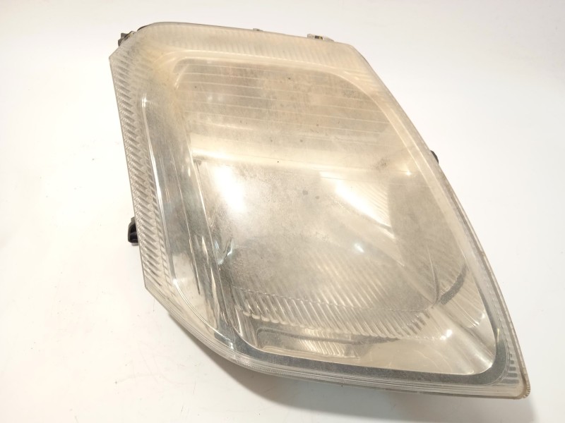 Recambio de faro derecho para citroën c2 (jm_) 1.4 hdi referencia OEM IAM 9680128180  