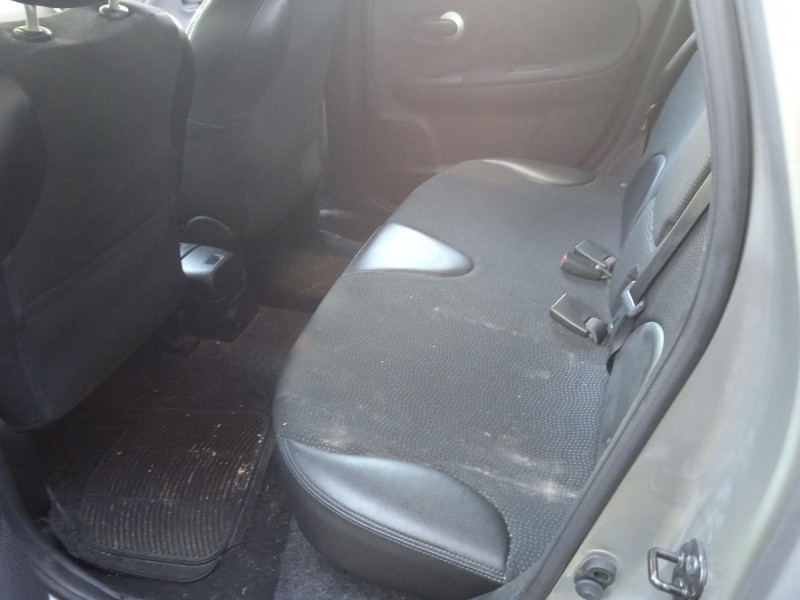 nissan note (e11, ne11) del año 2012