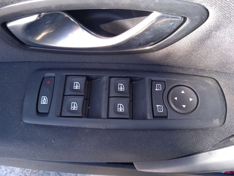 renault megane iii hatchback (bz0/1_, b3_) del año 2009