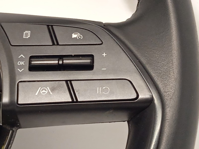 Recambio de volante para hyundai i20 iii (bc3, bi3) 1.2 referencia OEM IAM 56100Q0DB0 56100Q0DB0NNB 