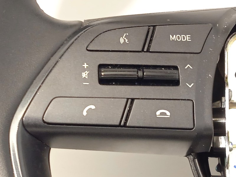 Recambio de volante para hyundai i20 iii (bc3, bi3) 1.2 referencia OEM IAM 56100Q0DB0 56100Q0DB0NNB 