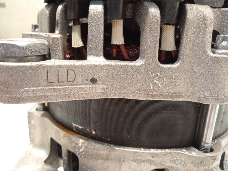 Recambio de alternador para hyundai i20 iii (bc3, bi3) 1.2 referencia OEM IAM 3730007500  61008428