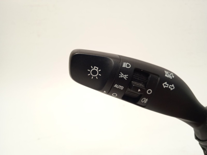 Recambio de mando intermitentes para hyundai i20 iii (bc3, bi3) 1.2 referencia OEM IAM 93404Q0850  