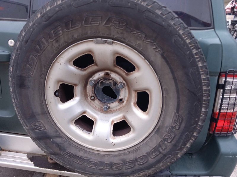 nissan patrol gr v wagon (y61) del año 2000