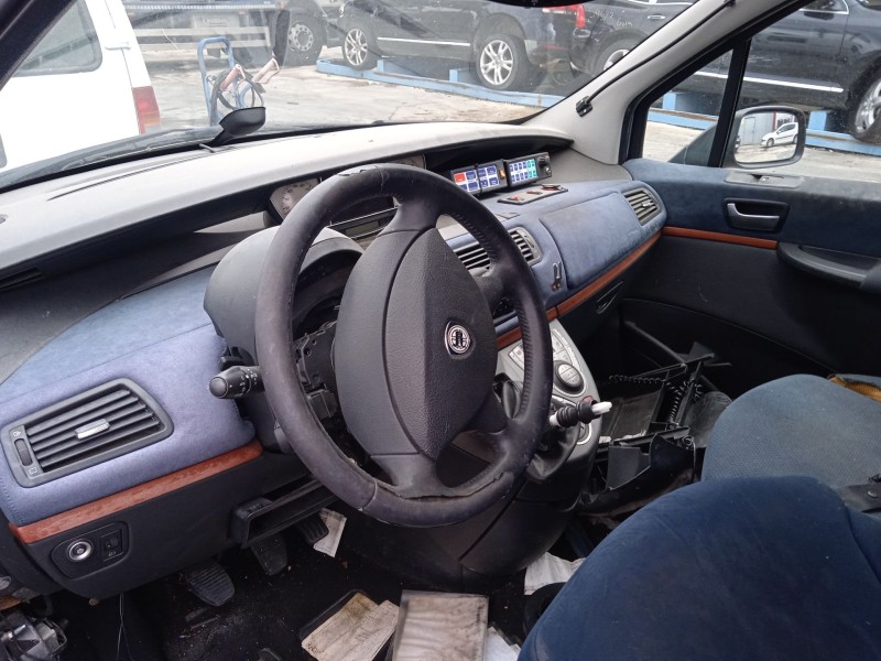 lancia phedra (179_) del año 2008