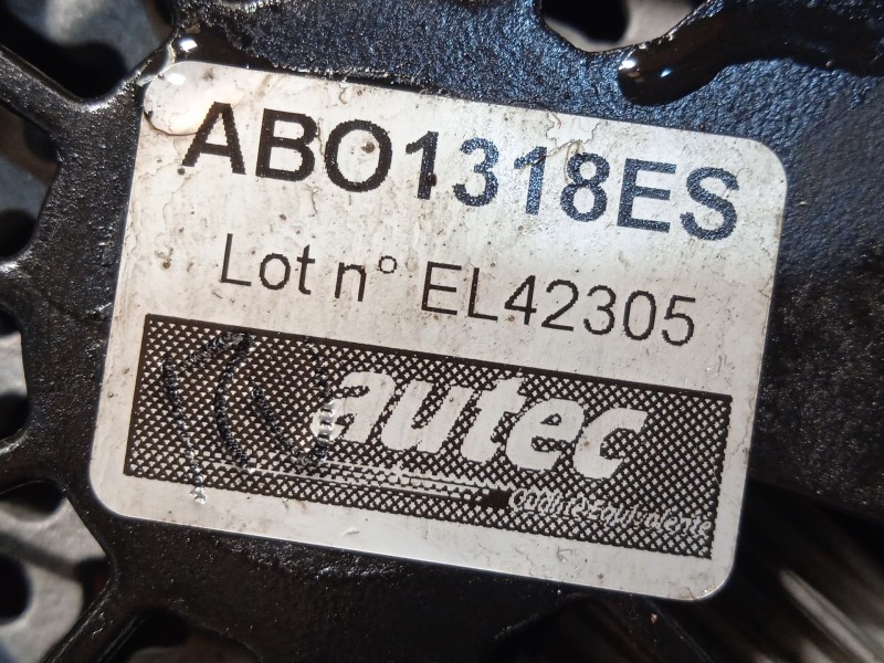 Recambio de alternador para ssangyong rodius i 2.7 xdi 4wd referencia OEM IAM 6651540202  AB01318ES