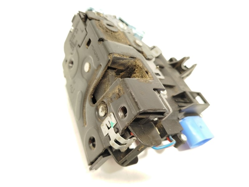 Recambio de cerradura puerta trasera izquierda para skoda octavia ii combi (1z5) 1.6 tdi referencia OEM IAM 7L0839015D  