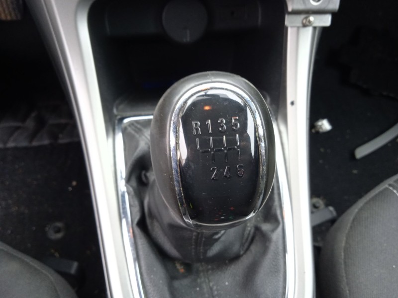 opel astra h classic hatchback (a04) del año 2009