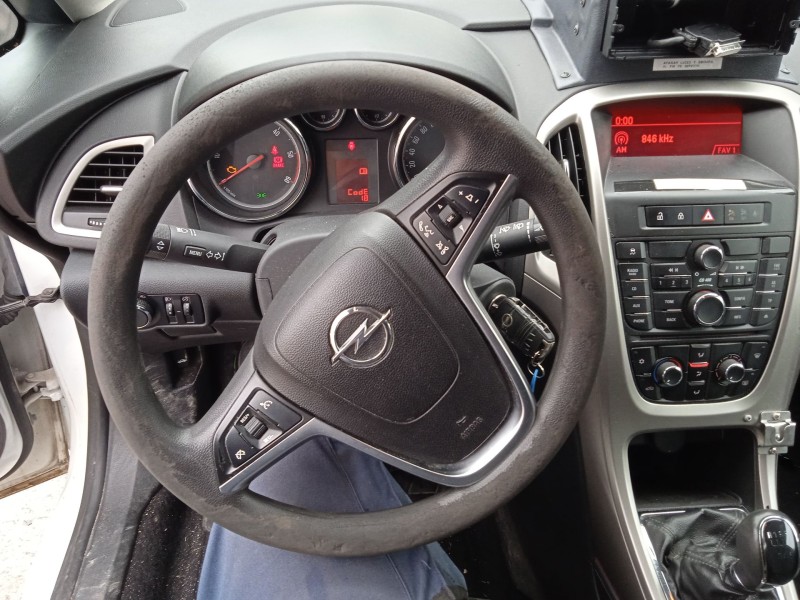 opel astra h classic hatchback (a04) del año 2009