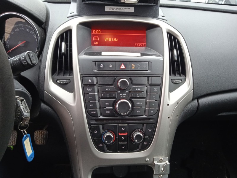 opel astra h classic hatchback (a04) del año 2009