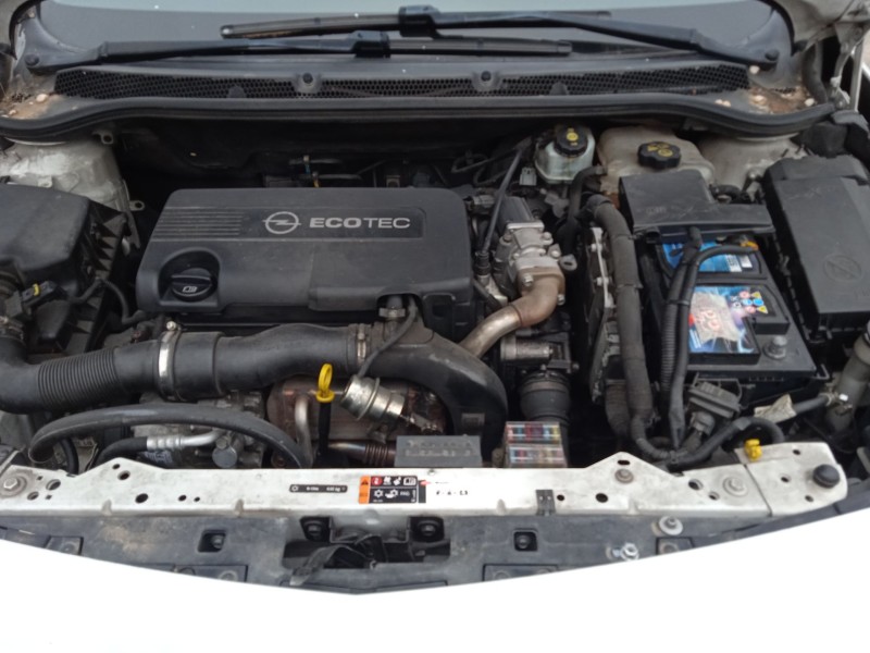 opel astra h classic hatchback (a04) del año 2009