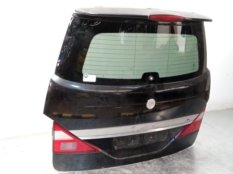 Recambio de porton trasero para ssangyong rodius i 2.7 xdi 4wd referencia OEM IAM 6401121101  