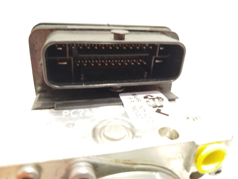 Recambio de abs para fiat 500l (351_, 352_) 1.6 d multijet (199lye1b) referencia OEM IAM 52056415 A005C730 54087689A