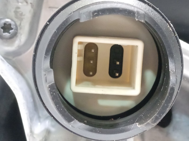 Recambio de retrovisor izquierdo para bmw 3 touring (e91) 318 d referencia OEM IAM 51167268261  