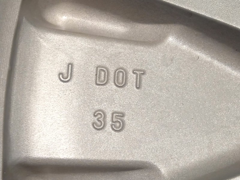 Recambio de llanta para lexus rx (_u3_) 400h (mhu38_) referencia OEM IAM 4261A48020  