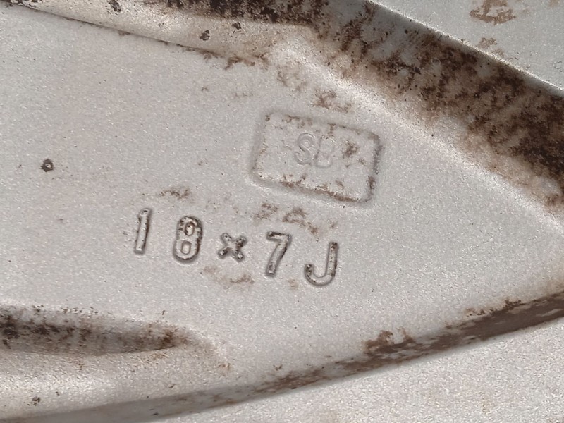 Recambio de llanta para lexus rx (_u3_) 400h (mhu38_) referencia OEM IAM 4261A48020  