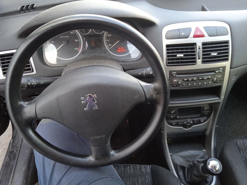 peugeot 307 (3a/c) del año 2001