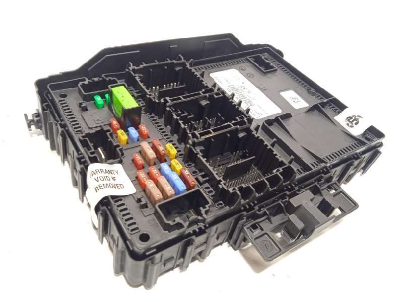 CAJA RELES / FUSIBLES LX6T15604BCF 2473673 