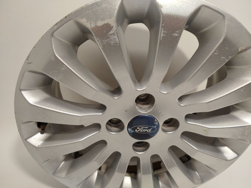 Recambio de llanta para ford ka (ru8) 1.3 tdci referencia OEM IAM 9S5J1007BA 2237359 