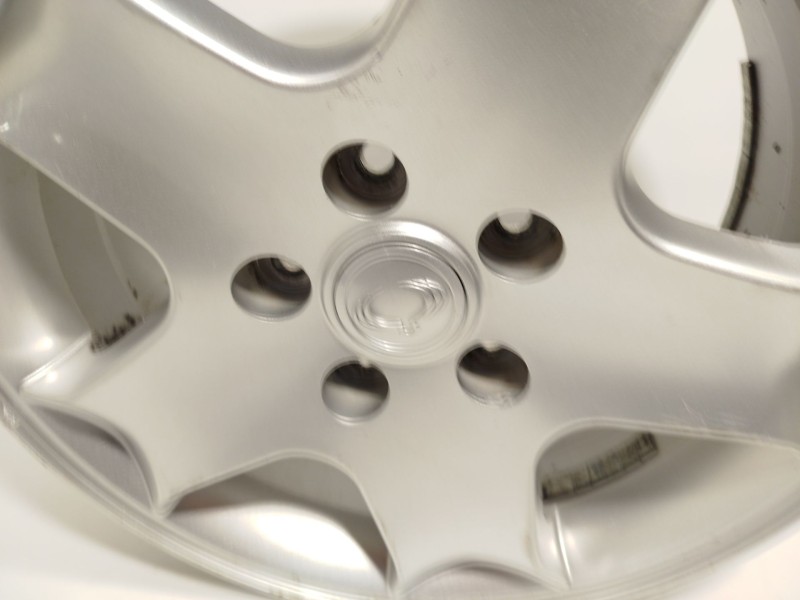 Recambio de llanta para ssangyong actyon i 2.0 xdi referencia OEM IAM 4173031370  