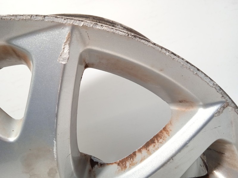 Recambio de llanta para toyota auris (_e15_) 1.6 (zre151_) referencia OEM IAM 42611YY260  