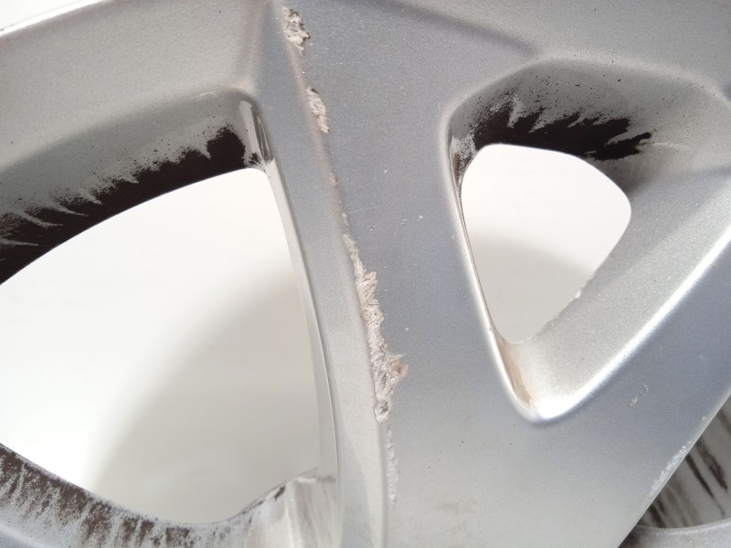 Recambio de llanta para toyota auris (_e15_) 1.6 (zre151_) referencia OEM IAM 42611YY260  