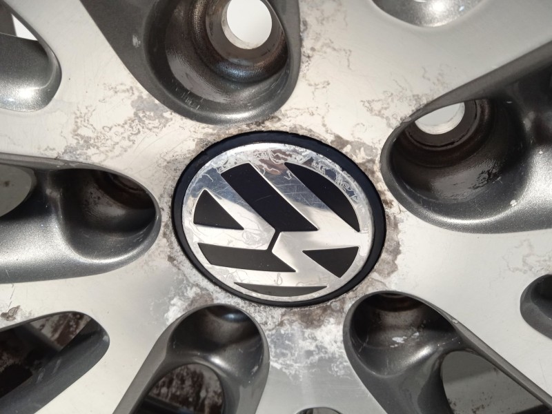 Recambio de llanta para volkswagen passat b6 (3c2) 2.0 tdi referencia OEM IAM 3C0601025C 3C0601025CZ33 