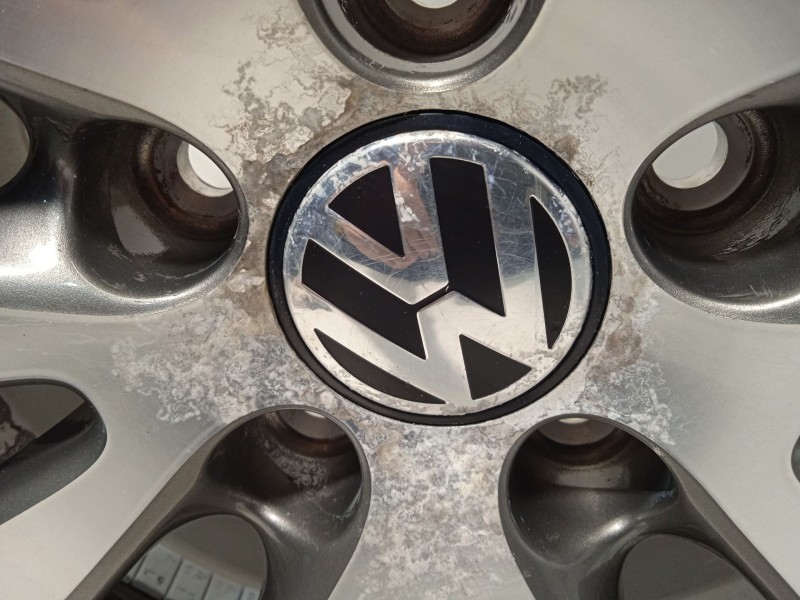 Recambio de llanta para volkswagen passat b6 (3c2) 2.0 tdi referencia OEM IAM 3C0601025C 3C0601025CZ33 