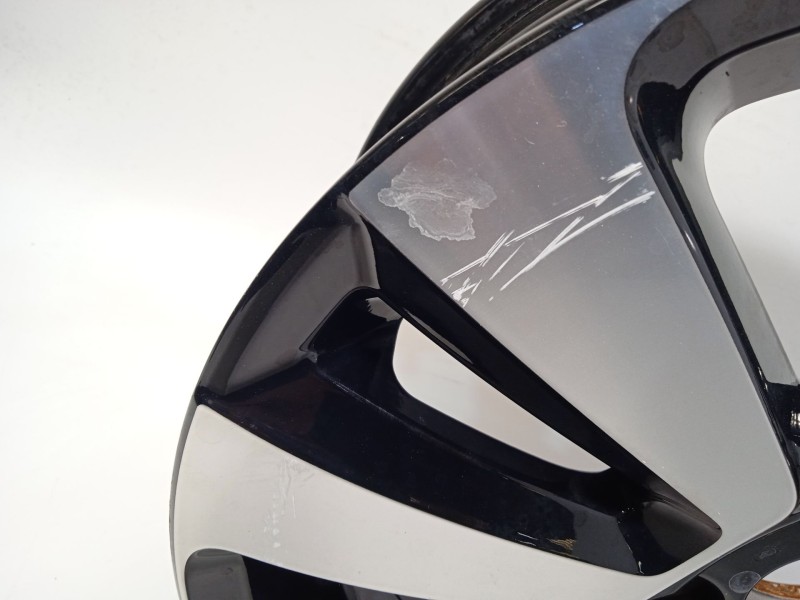 Recambio de llanta para citroën c3 / c3 origin iii (sx) 1.2 puretech 82 referencia OEM IAM 9813075077 98130750XY 