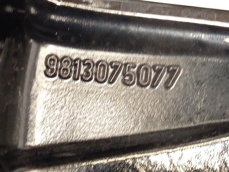 Recambio de llanta para citroën c3 / c3 origin iii (sx) 1.2 puretech 82 referencia OEM IAM 9813075077 98130750XY 