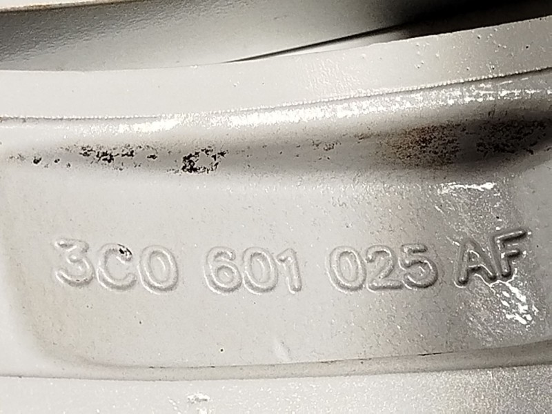 Recambio de llanta para volkswagen passat b6 (3c2) 2.0 tdi referencia OEM IAM 3C0601025AF 3C0601025AF8Z8 