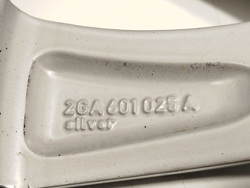 Recambio de llanta para volkswagen t-roc (a11, d11) 2.0 tdi referencia OEM IAM 2GA601025A 2GA601025A8Z8 