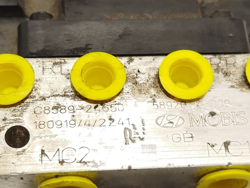 Recambio de abs para hyundai i20 active tecno referencia OEM IAM 58920C8390 6158945200 C858924650