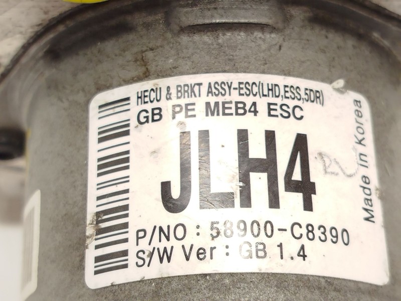 Recambio de abs para hyundai i20 active tecno referencia OEM IAM 58920C8390 6158945200 C858924650