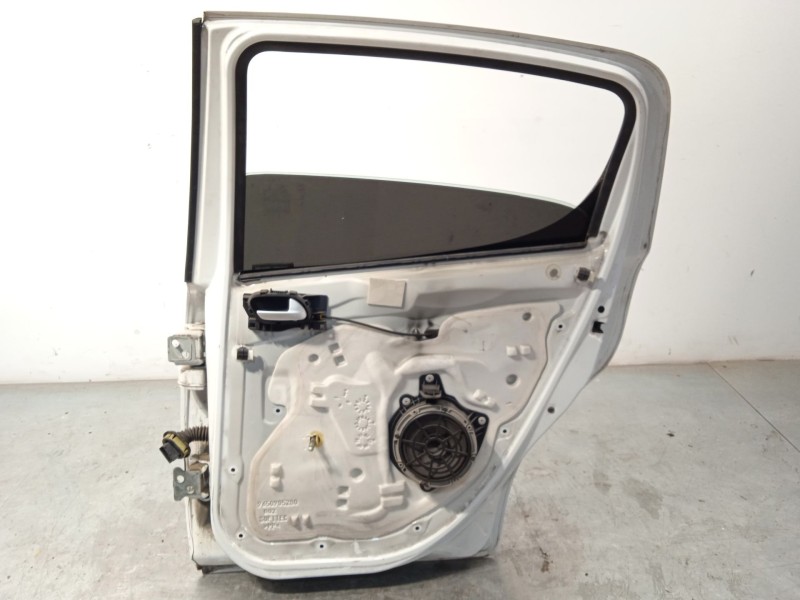 Recambio de puerta trasera derecha para peugeot 207/207+ (wa_, wc_) 1.4 16v referencia OEM IAM 9008S6  